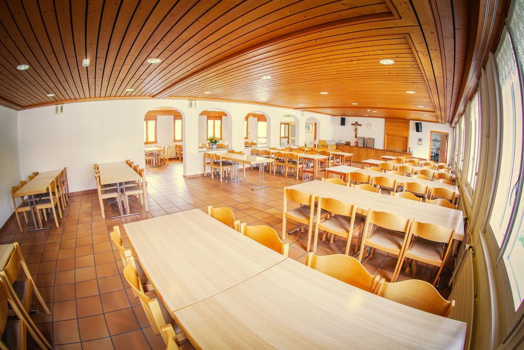 Hotel & Bildungshaus St. Jodern Visp Exterior foto