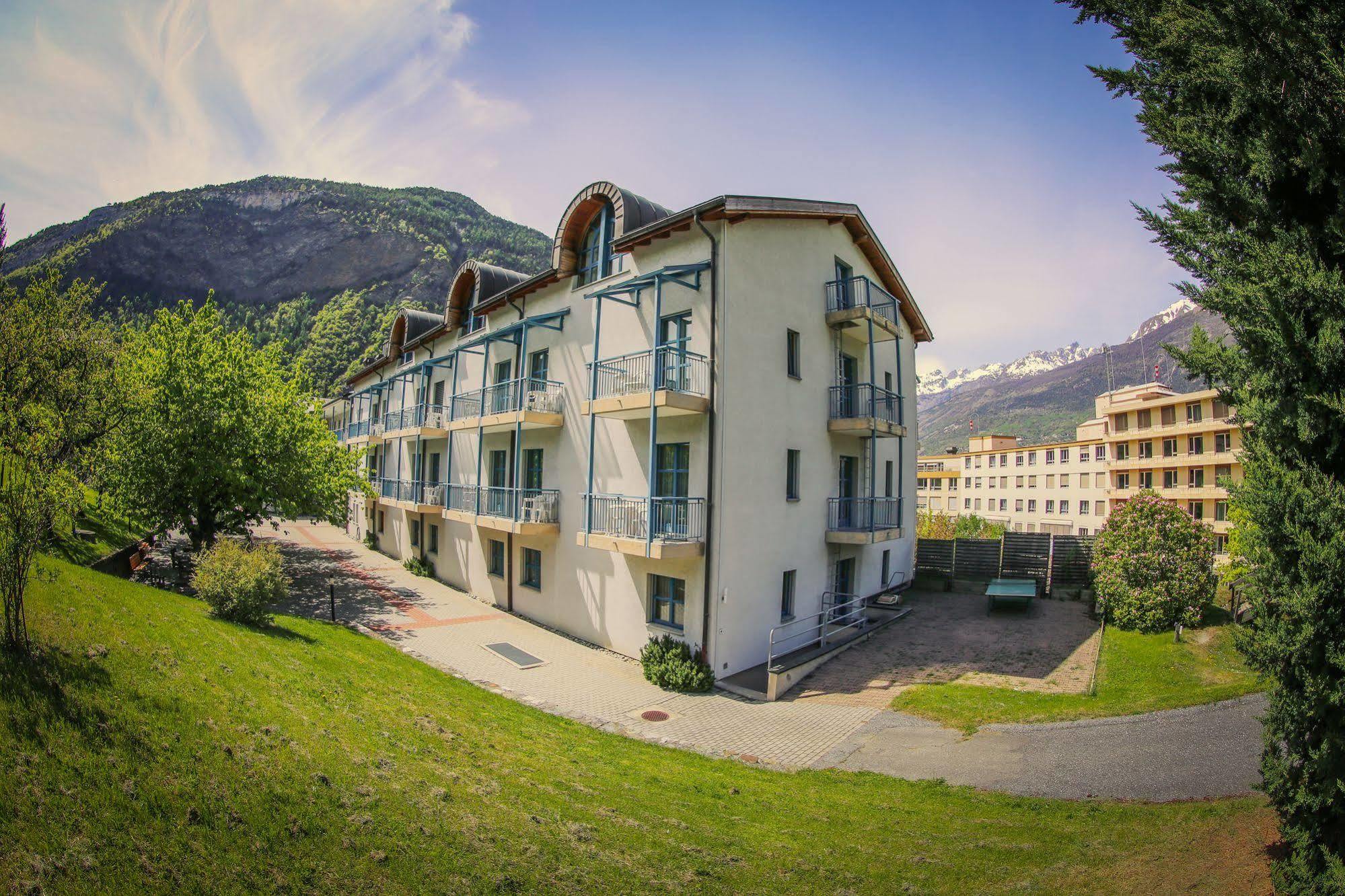 Hotel & Bildungshaus St. Jodern Visp Exterior foto